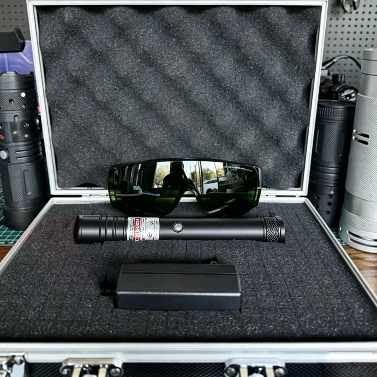 💥2026 New Design 120W 900-1100NMPowerful IR Laser Pointer