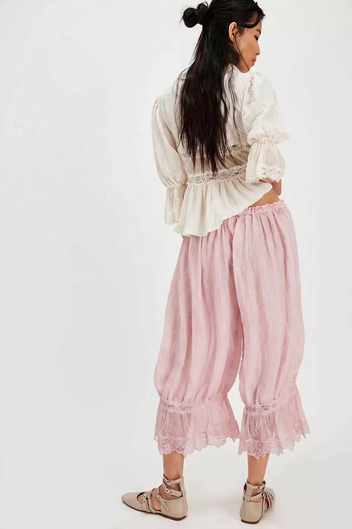 Lace Patchwork Bloomer Pants – Y2K Ruffle Hem, Elastic Waist