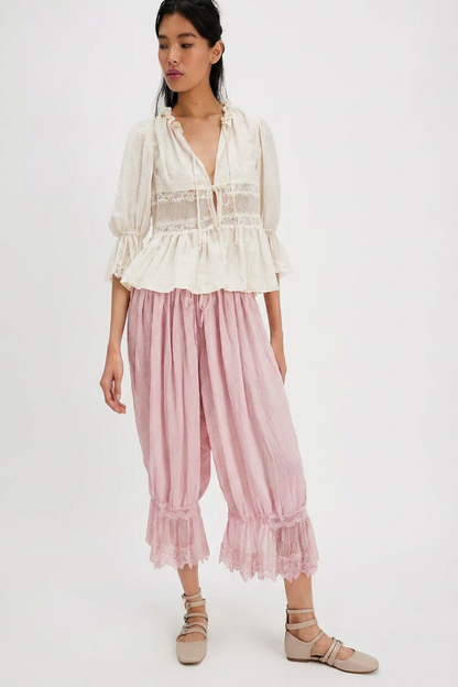 Lace Patchwork Bloomer Pants – Y2K Ruffle Hem, Elastic Waist