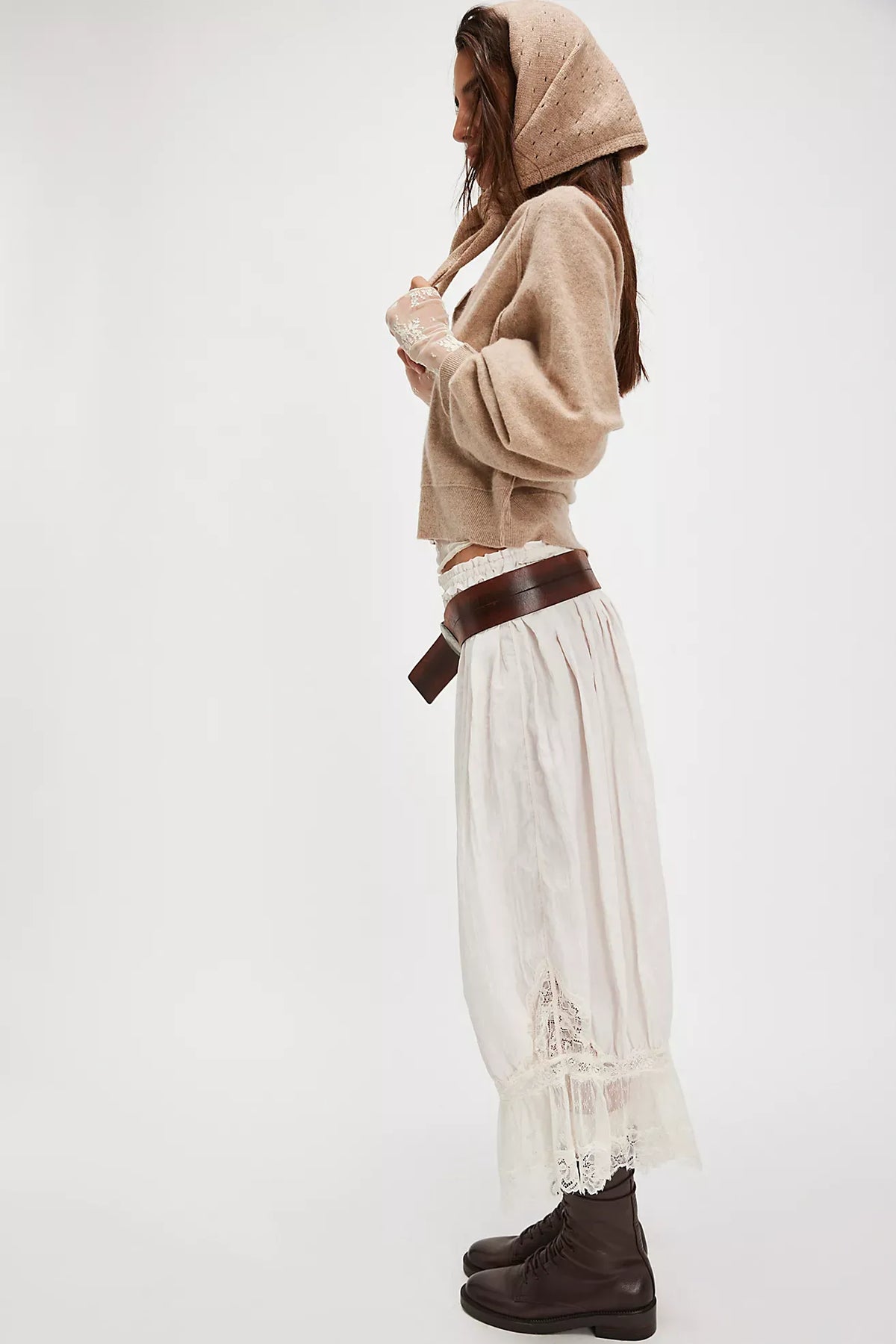 Lace Patchwork Bloomer Pants – Y2K Ruffle Hem, Elastic Waist