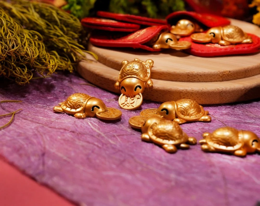 2026 18K Gold Money‑Biting Turtle Charm – Wealth Magnet & Prosperity Keepsake