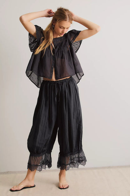 Lace Patchwork Bloomer Pants – Y2K Ruffle Hem, Elastic Waist