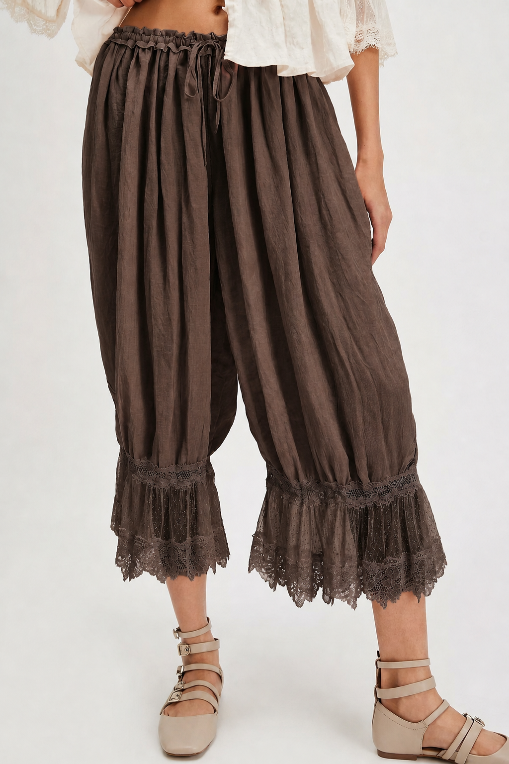 Lace Patchwork Bloomer Pants – Y2K Ruffle Hem, Elastic Waist